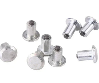 ❄️ The Value of Tire Studs for Safer Winter Driving