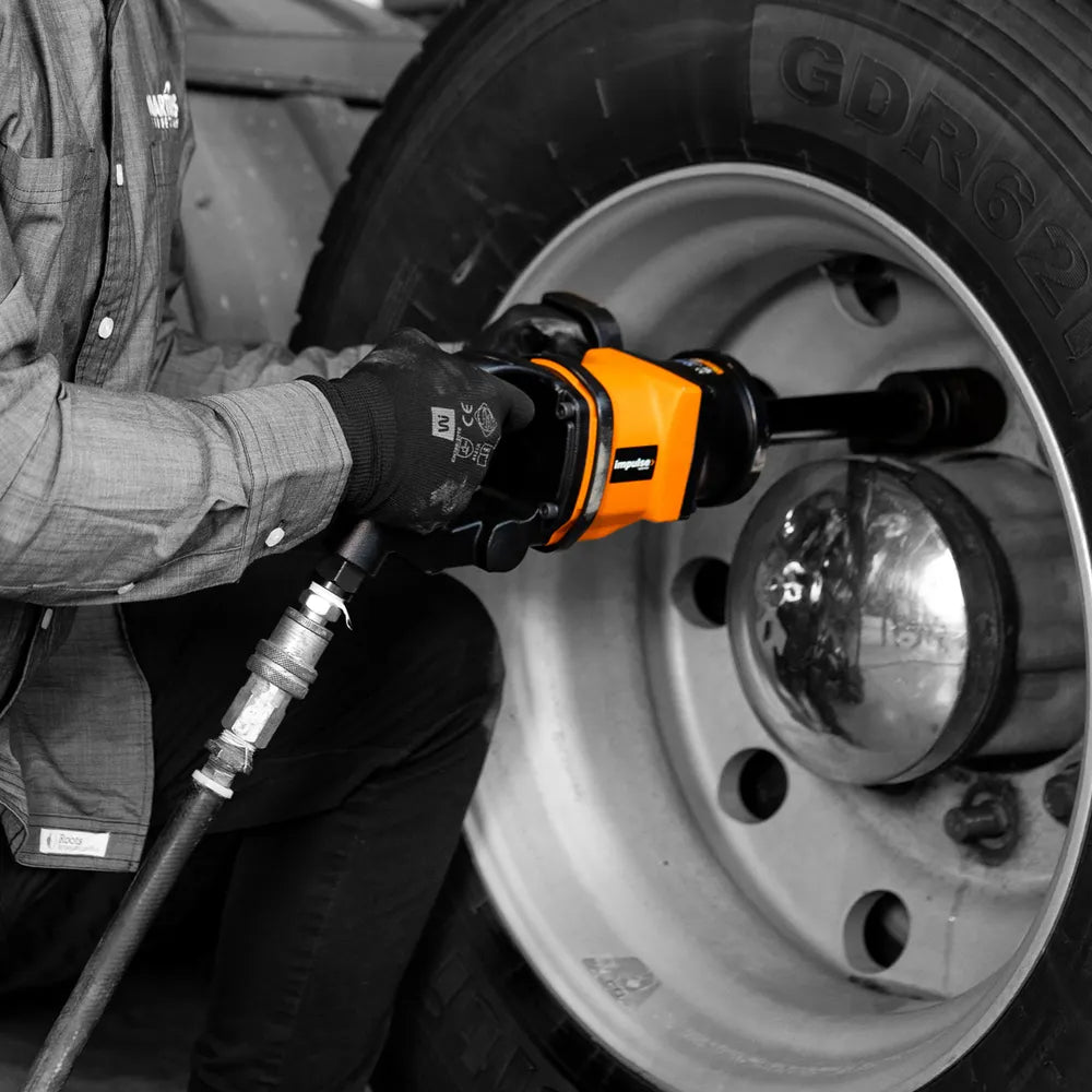 IMPULSE 1" LW IMPACT WRENCH 1800 FT-LB - 0