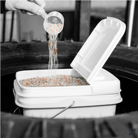 17.6 LB / 8 KG BULK TUB OF MAGNUM+ TIRE BALANCING BEADS - 0